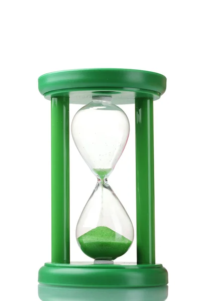 Zelená přesýpací hodiny izolovaných na bílém — Stock fotografie