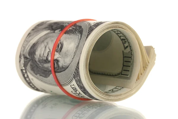 Dużo sto Dolar rachunki wiązanej gumki na białym tle — Zdjęcie stockowe