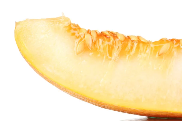 Fetta di melone isolata su bianco — Foto Stock