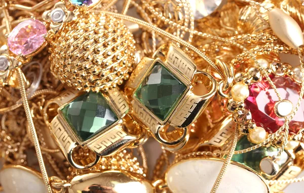 Διάφορα χρυσά κοσμήματα closeup — Φωτογραφία Αρχείου