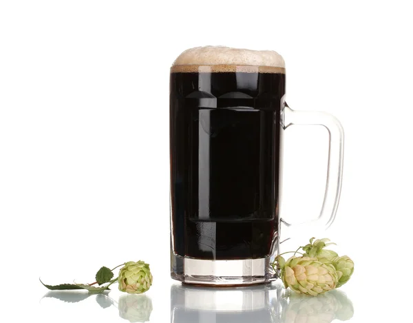 Dark beer in a mug and green hop isolated on white — Stock Photo, Image