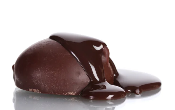 ? hocolate candy öntött elszigetelt fehér csokoládé — Stock Fotó
