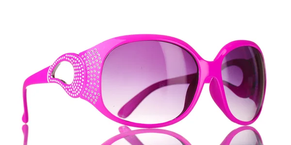 Óculos de sol rosa das mulheres com diamantes isolados em branco — Fotografia de Stock