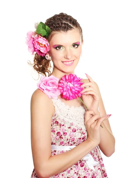 Hermosa chica con flores en el pelo aislado en blanco — Foto de Stock