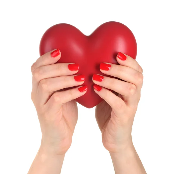 Κόκκινη καρδιά στο γυναικείο χέρι που απομονώνονται σε λευκό — Φωτογραφία Αρχείου