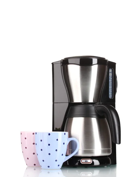 Kaffeemaschine und helle Tassen isoliert auf weiß — Stockfoto