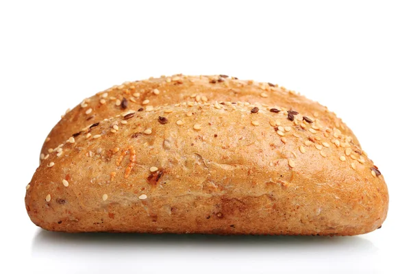 胡麻白で隔離されるおいしいパン — ストック写真