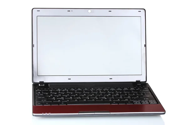 Neuer Laptop isoliert auf weiß — Stockfoto