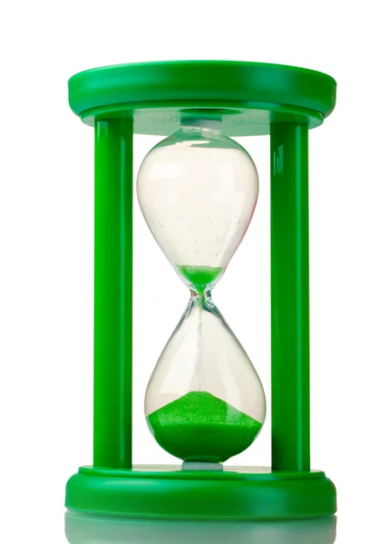 白で隔離される緑の砂時計 — ストック写真