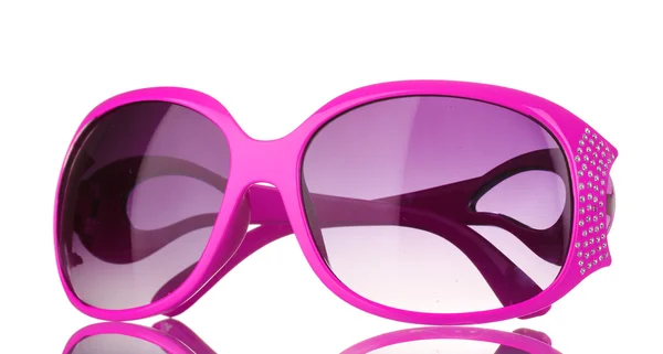 Жіночі рожеві сонцезахисні окуляри з діамантами ізольовані на білому — стокове фото