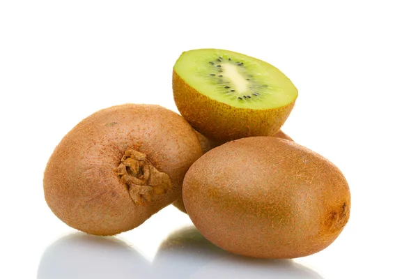 Šťavnatá kiwi ovoce izolované na bílém — Stock fotografie