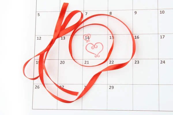 Agendapagina met hartjes en lint op st.valentines dag — Stockfoto