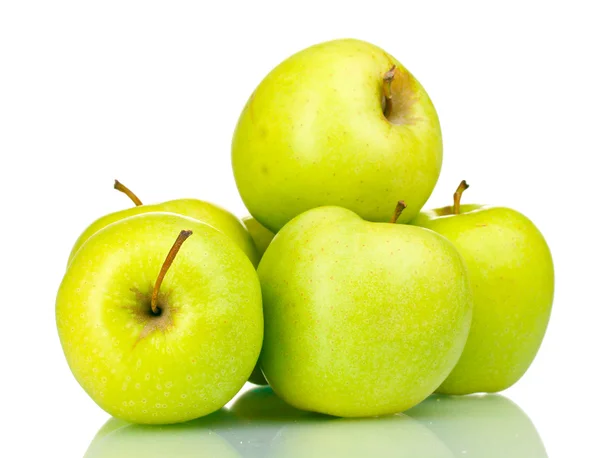 Soczyste zielone jabłka na białym tle — Zdjęcie stockowe