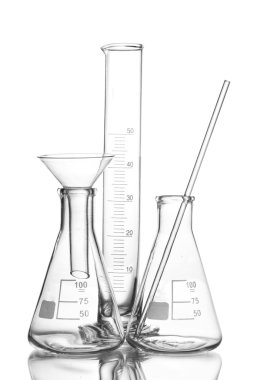 beyaz izole yansıması ile üç boş Laboratuar kapkacakları