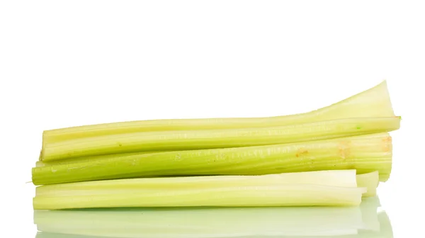 鲜绿色芹菜，白色孤立 — 图库照片