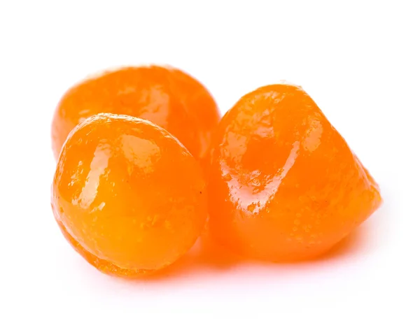 Gedroogde mandarijnen geïsoleerd op wit — Stockfoto