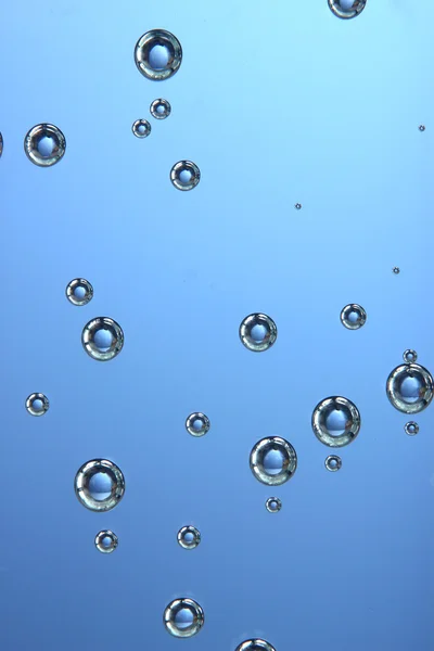 Blauwe water babbles close-up — Stockfoto