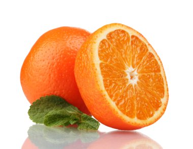 lezzetli mandarine üzerinde beyaz izole