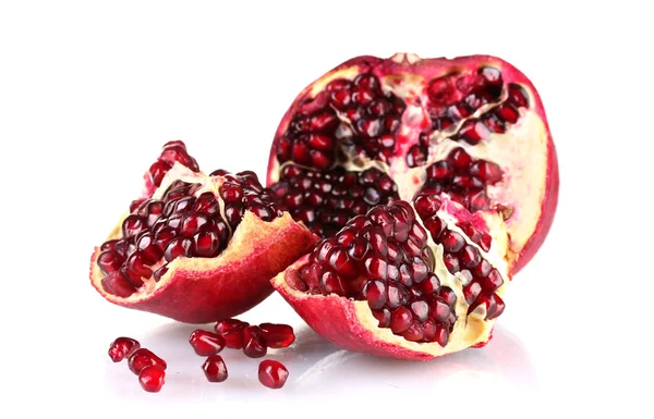 Frutta di melograno matura isolata su bianco — Foto Stock