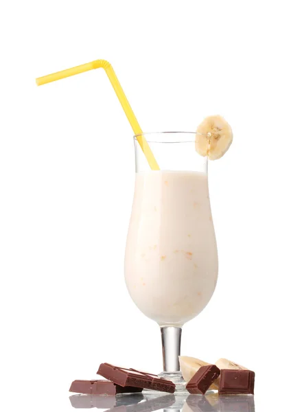 Süt ile muz ve çikolata üzerine beyaz izole kokteyl — Stok fotoğraf