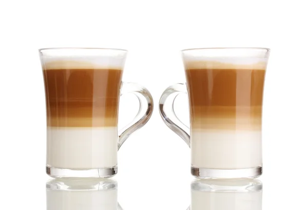 Αρωματικά; offee latte στο γυαλί κύπελλα που απομονώνονται σε λευκό — Φωτογραφία Αρχείου