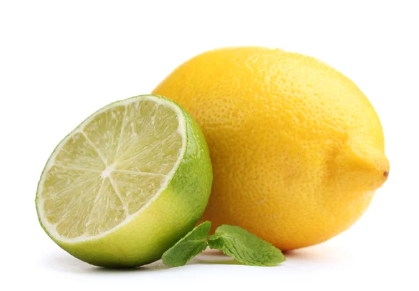 신선한 라임과 레몬 민트 흰색 절연 — 스톡 사진