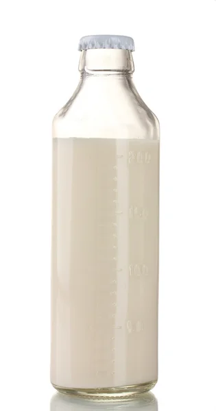 Flasche Milch isoliert auf weiß — Stockfoto
