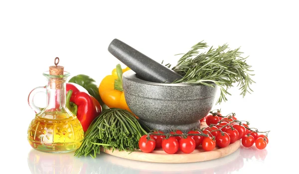 Rozmaryn zaprawy, pomidory cherry na desce, papryka i zielony onio — Zdjęcie stockowe