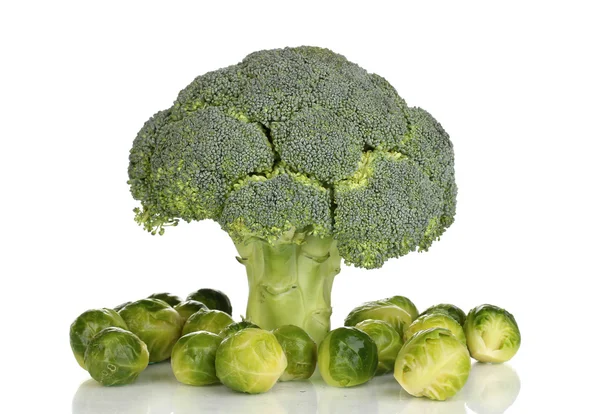 Fresh brussels sprouts and broccoli isolated on white — Stock Photo, Image