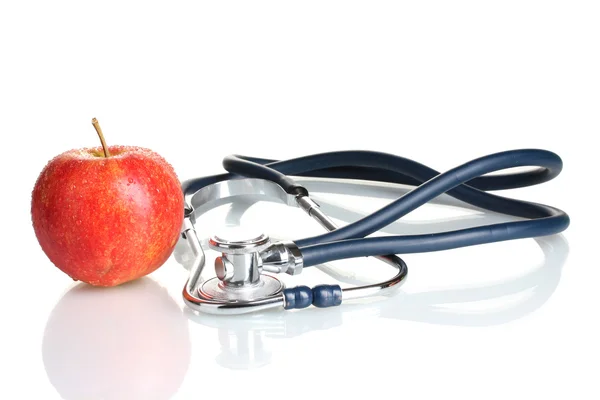 Medizinisches Stethoskop und roter Apfel isoliert auf weiß — Stockfoto