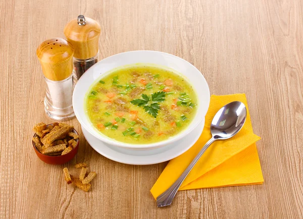 맛 있는 수프 나무 배경 — 스톡 사진