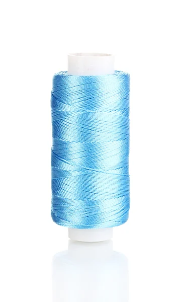 白で隔離される青い糸 — ストック写真