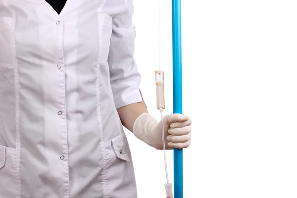 Krankenschwester macht Infusion isoliert auf weiß — Stockfoto