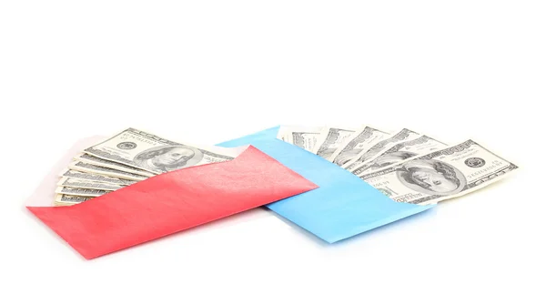 Dolar banknotów w kopercie na białym tle — Zdjęcie stockowe