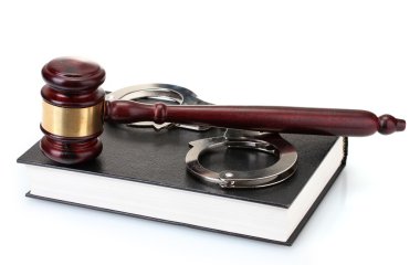 tahta Tokmak, kelepçe ve üzerinde beyaz izole kitap