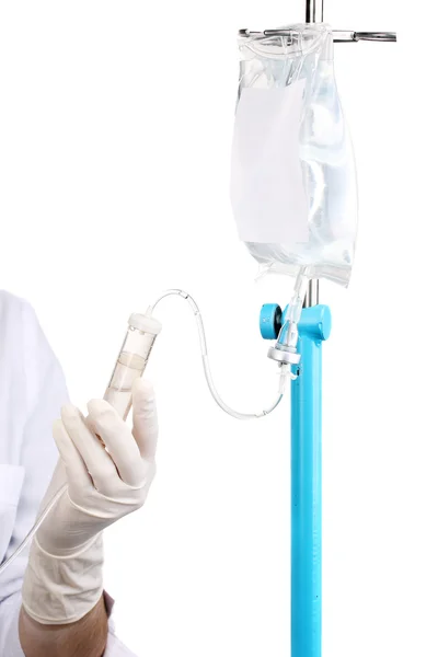Verpleegkundige doen infusie geïsoleerd op wit — Stockfoto