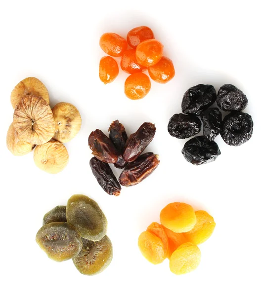 흰색에 분리 된 말린 과일들 — 스톡 사진