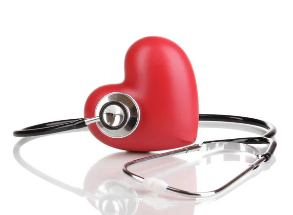 Sağlık stetoskop ve üzerinde beyaz izole kalp — Stok fotoğraf