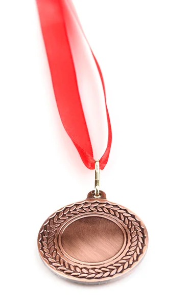白で隔離される銅メダル — ストック写真
