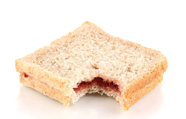 Beyaz izole reçelli ısırıldı sandviç — Stok fotoğraf