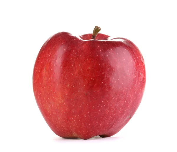 Sappige rode appel geïsoleerd op wit — Stockfoto