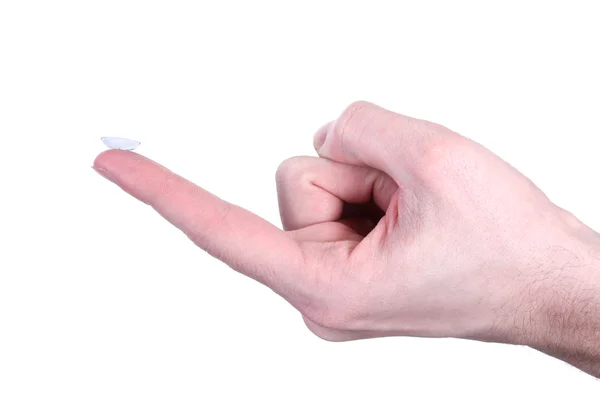 白で隔離された指のコンタクトレンズ — ストック写真