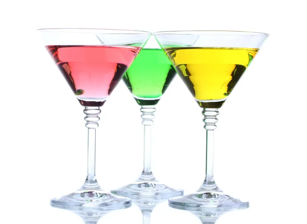 Alkoholhaltiga drinkar isolerad på vit — Stockfoto