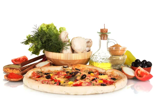 Delicious pizza, vegetables, spices and oil isolated on white — Stock Photo, Image