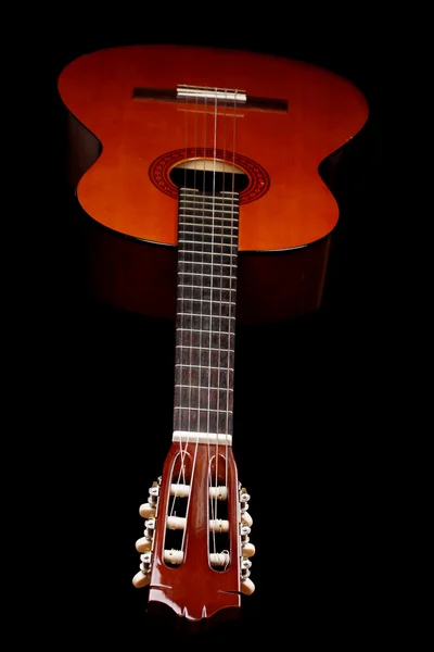 Guitar isoleret på sort - Stock-foto