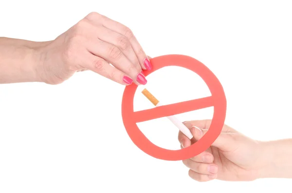 Mozzicone di sigaretta con divieto segno isolato su bianco — Foto Stock