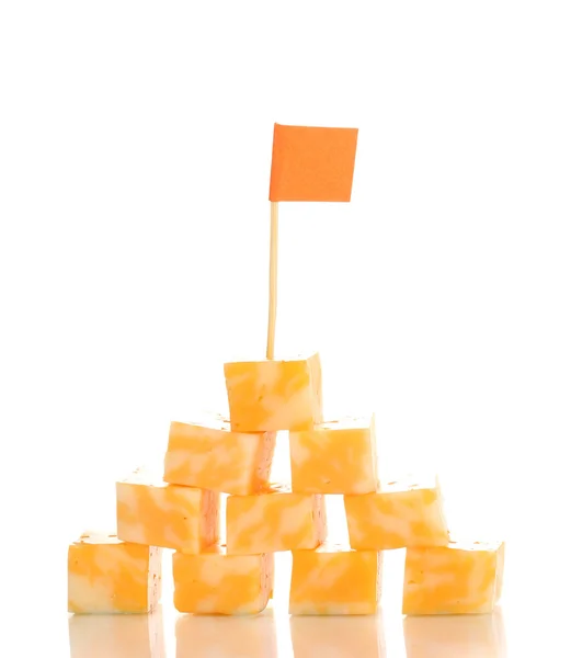 Käsepyramide isoliert auf weiß — Stockfoto