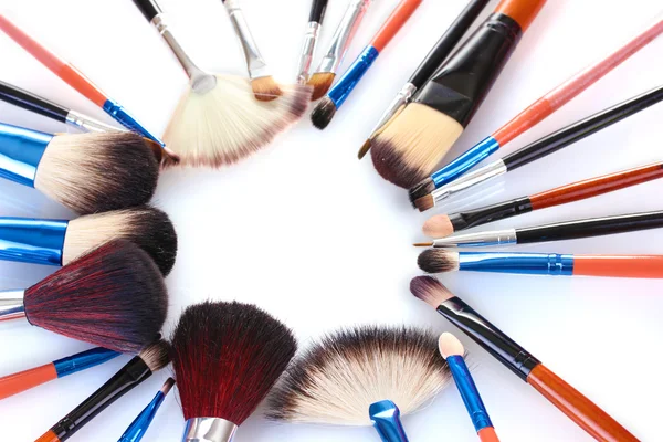 Make-up Pinsel isoliert auf weiß — Stockfoto
