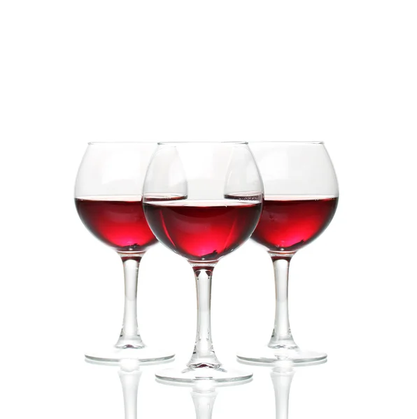 แก้วไวน์ที่แยกจากสีขาว — ภาพถ่ายสต็อก
