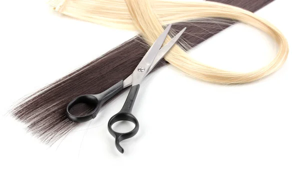 Λαμπερά μαλλιά ξανθός και καφέ με μαλλιά κοπής λαμαρινοψάλιδα απομονωθεί σε λευκό — Φωτογραφία Αρχείου